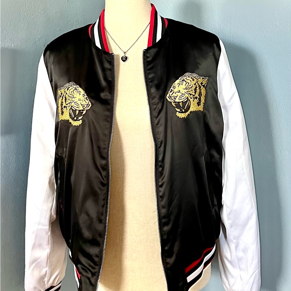 Preloved, like new Forever 21 Tiger Embroidered satin Bomber Jacket